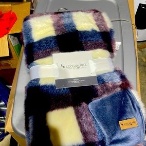 Ugg blanket